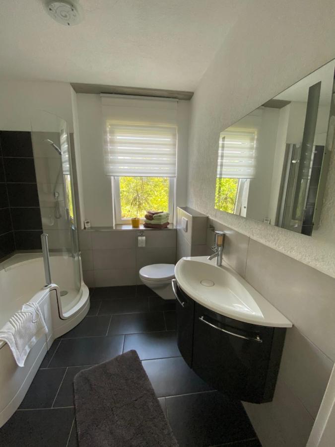 Ferienwohnung Zum Saaletalblick เนาม์บวร์ก ภายนอก รูปภาพ